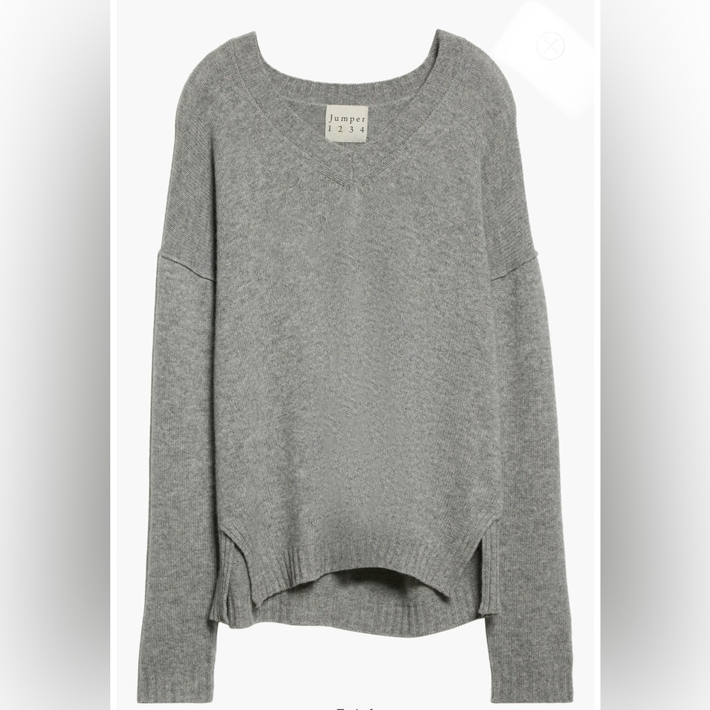 Jumper 1234 Exposed Seam V-Neck Cashmere Sweater